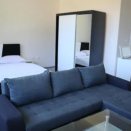 Hotel Lotus